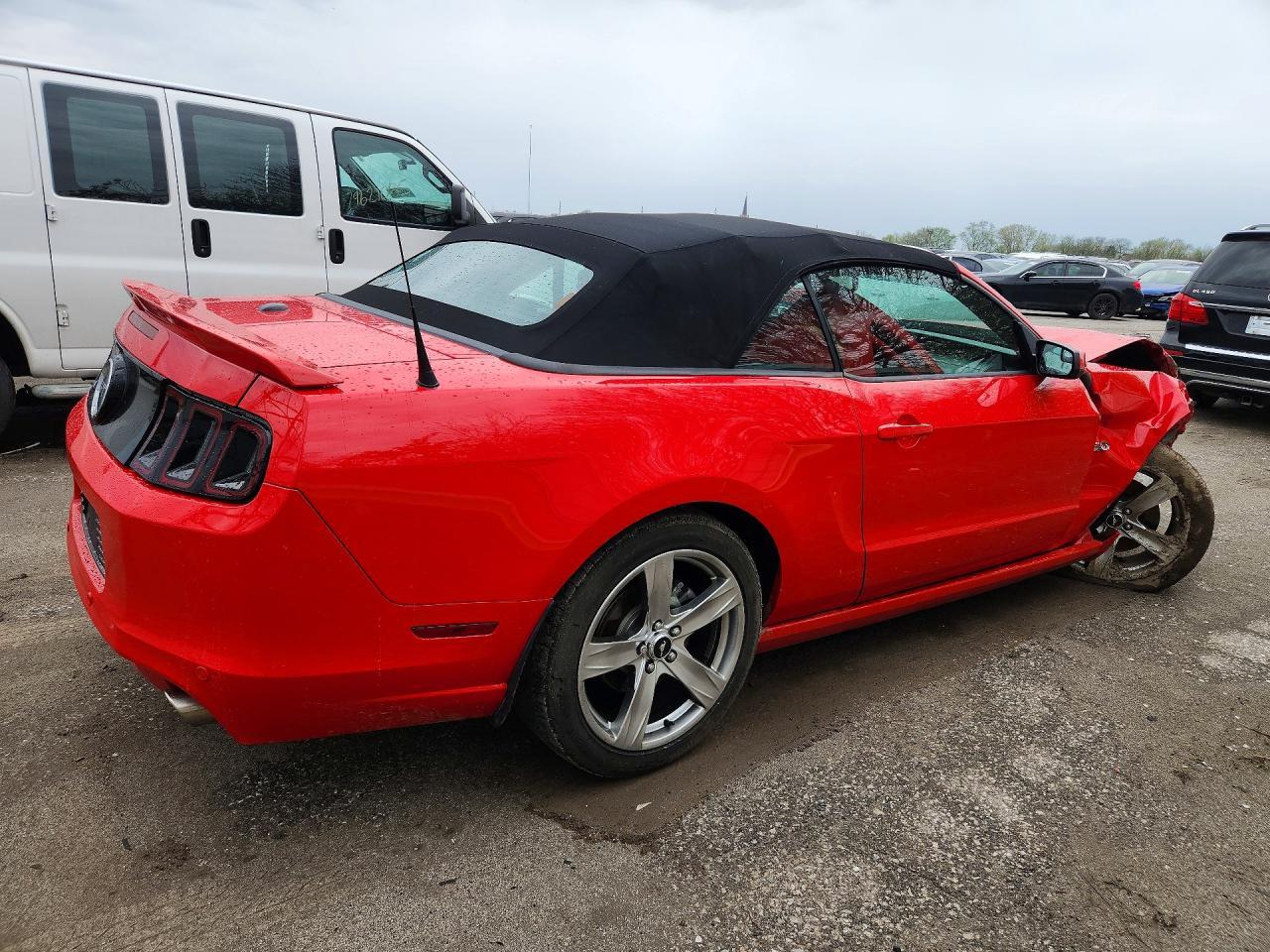 2014 Ford Mustang Gt - Фото 3
