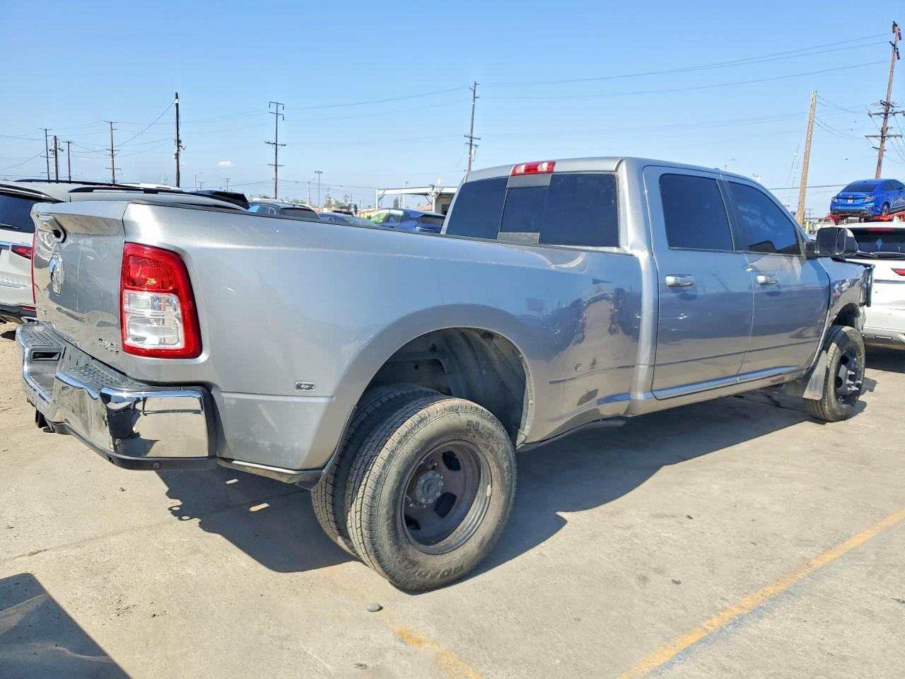 2020 Ram 3500 Big Horn - Фото 3