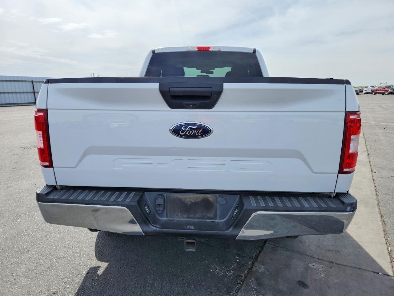 2018 Ford F-150 - Фото 6