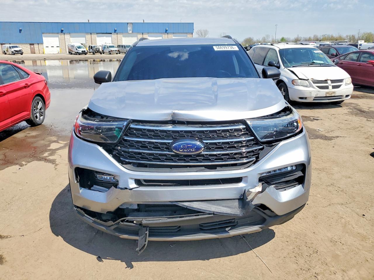 2021 Ford Explorer Xlt - Фото 5
