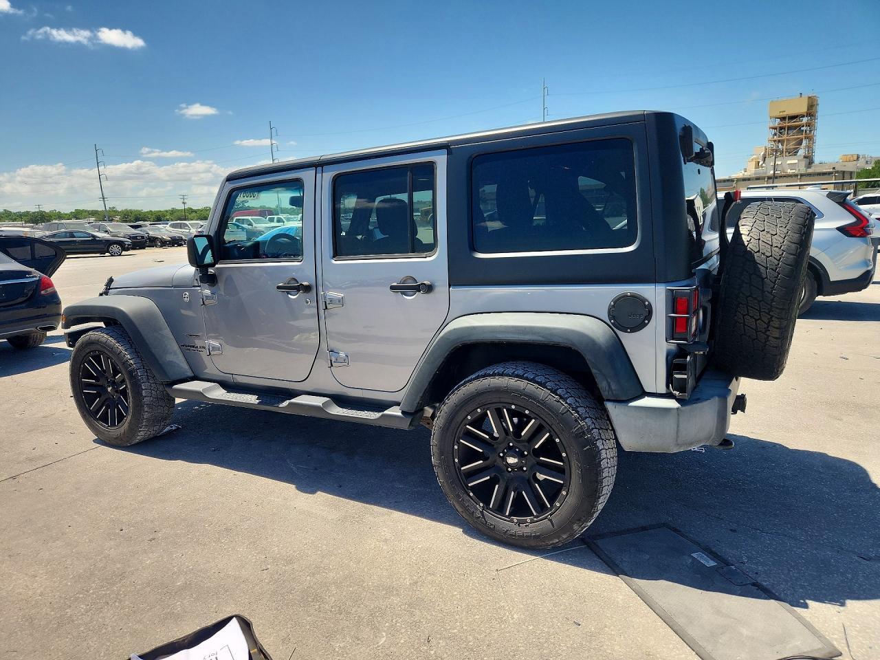 2014 Jeep Wrangler Unlimited Sport - Image 2