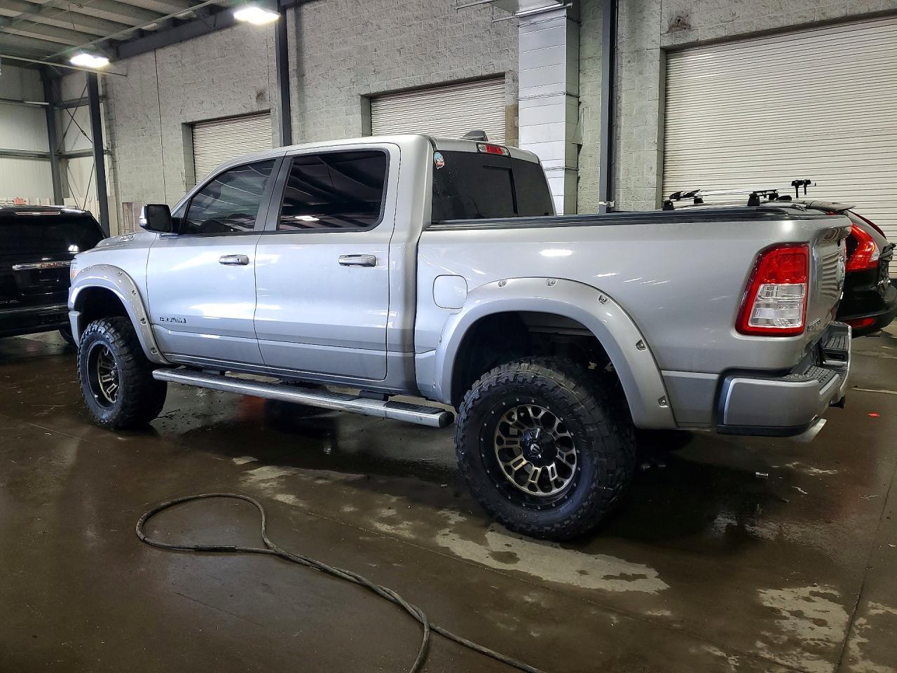 2019 Ram 1500 Big Horn - Фото 2