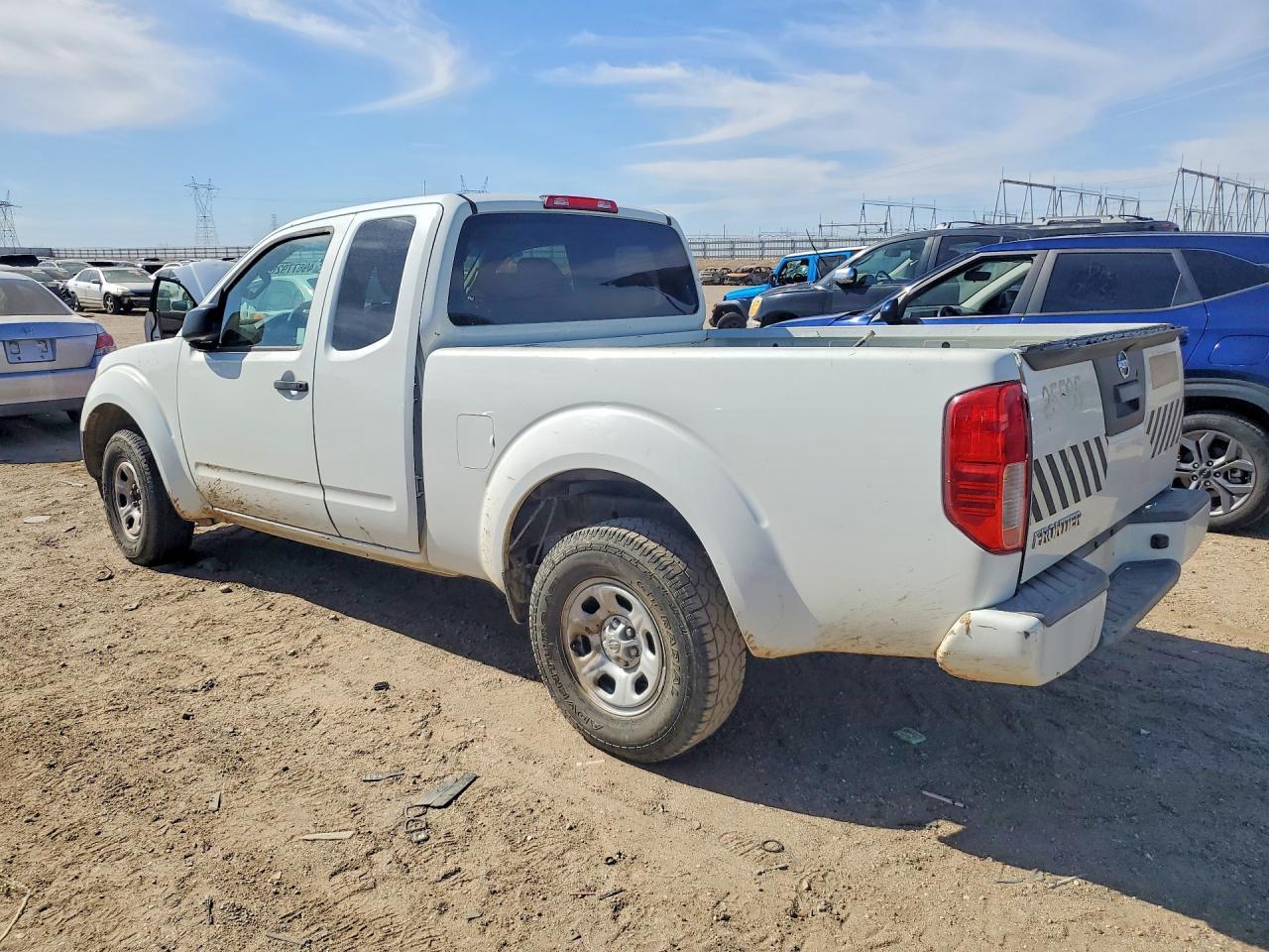 2017 Nissan Frontier S - Фото 2