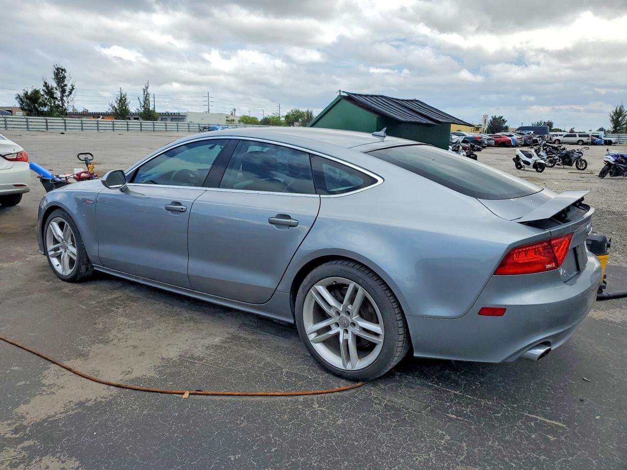 2012 Audi A7 Prestige - Фото 2