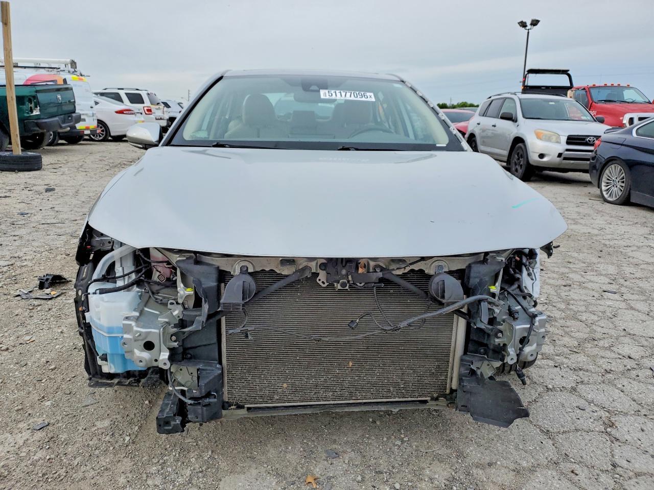 2022 Toyota Camry Le - Image 5
