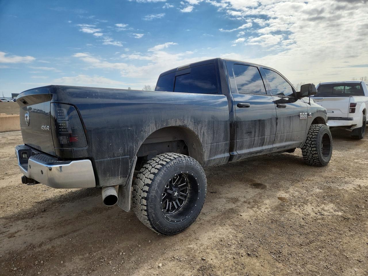 2015 Ram 3500 Slt - Фото 3