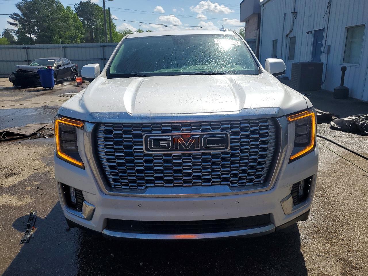 2023 GMC Yukon Denali - Фото 5