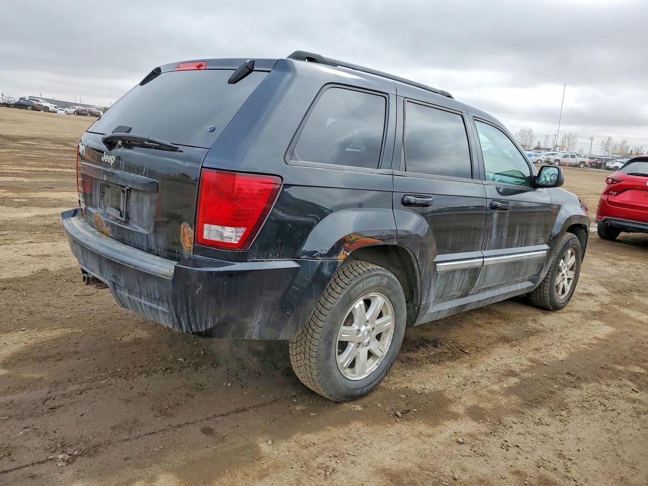 2009 Jeep Grand Cherokee Laredo - Image 3