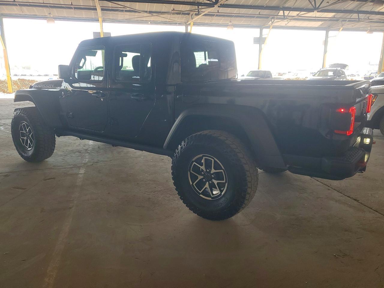 2024 Jeep Gladiator Rubicon - Image 2