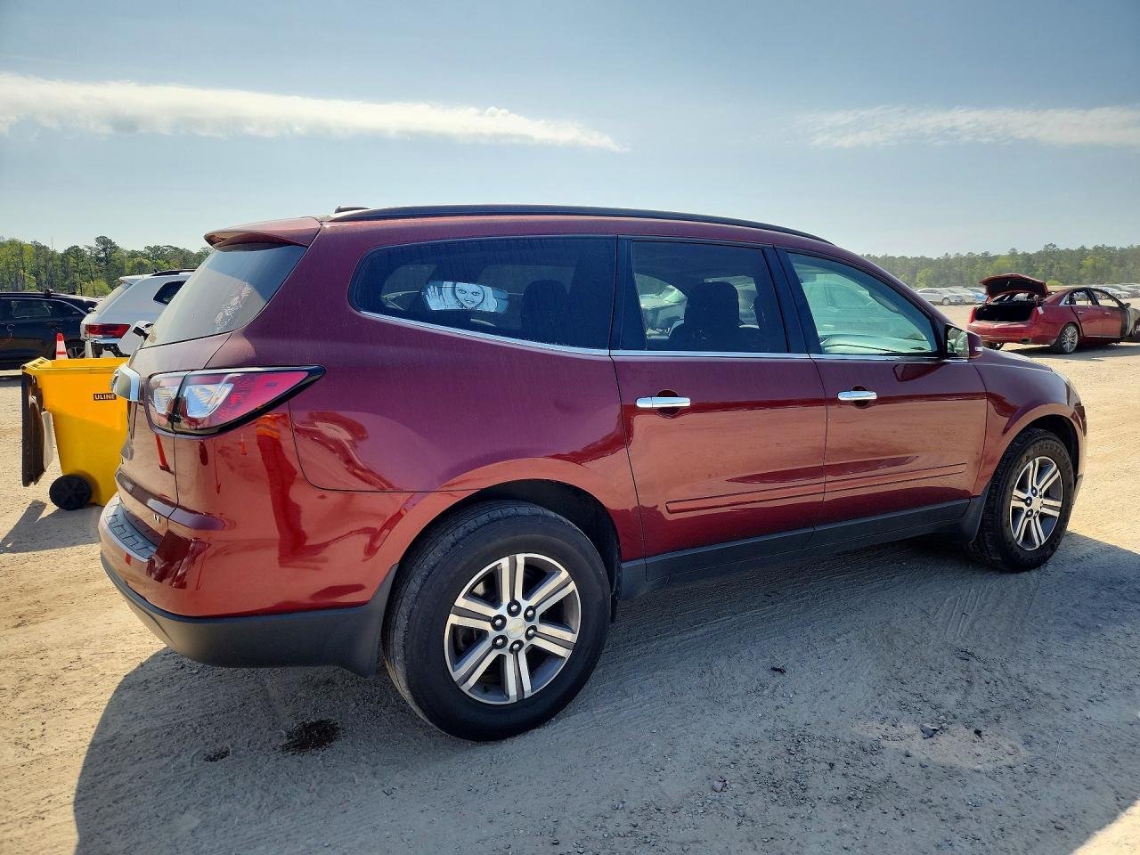 2017 Chevrolet Traverse Lt - Image 3