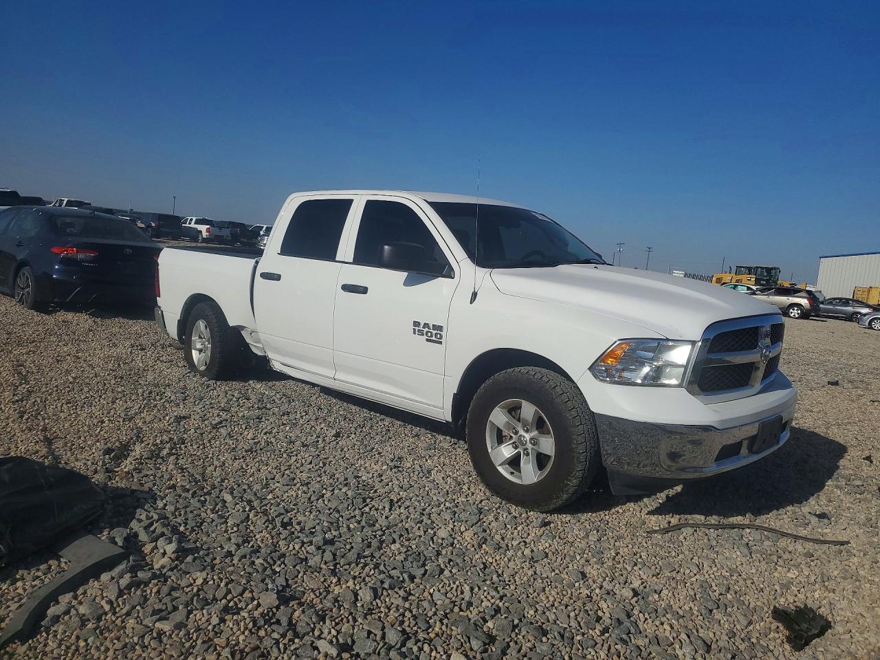 2022 Ram 1500 Classic Slt - Image 4
