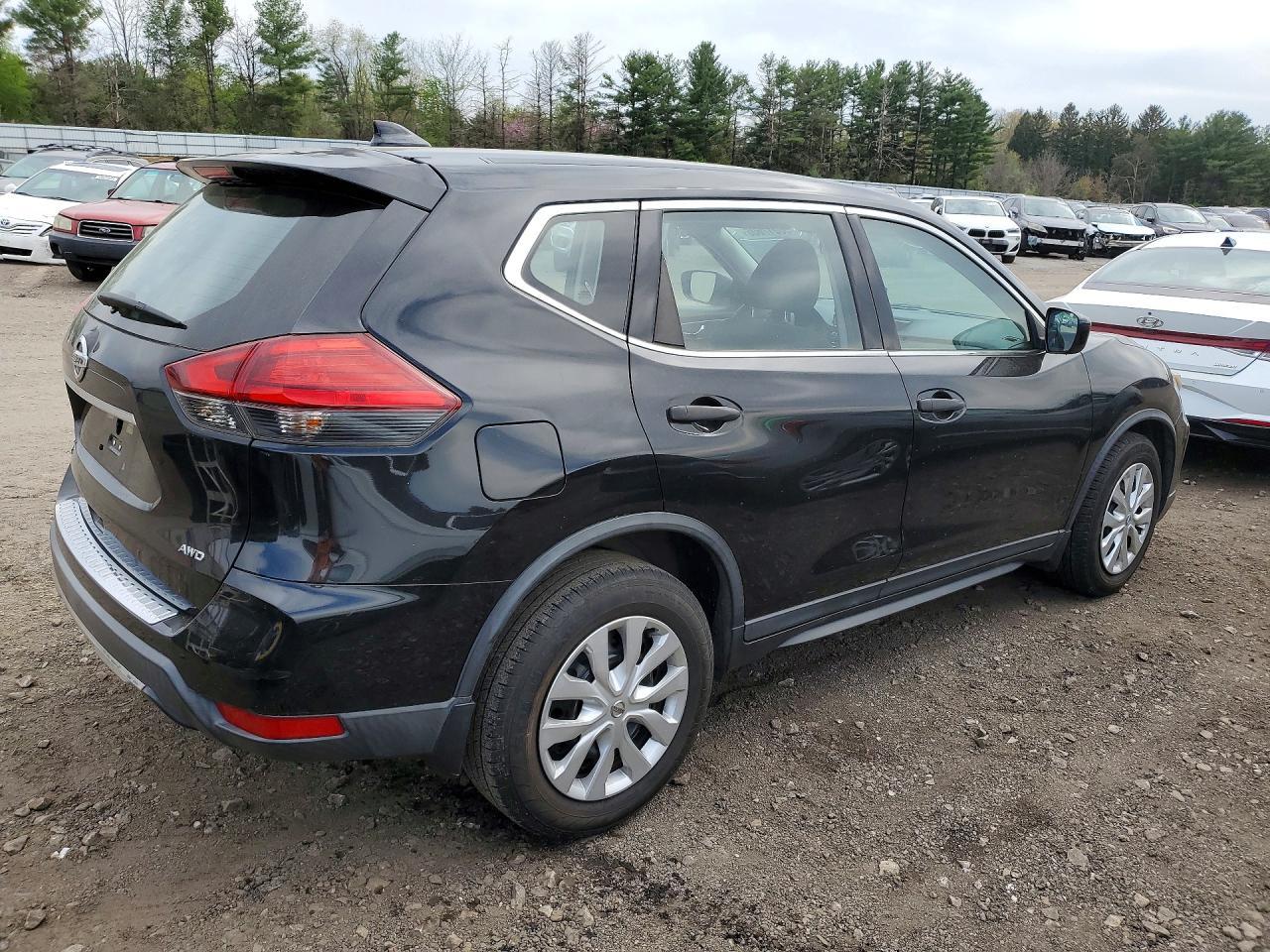 2017 Nissan Rogue S - Фото 3