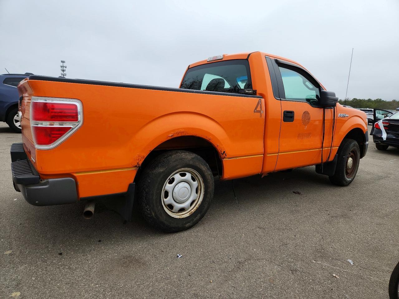2012 Ford F150 - Фото 3