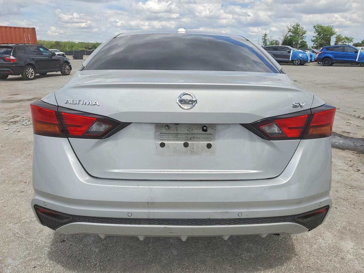 2022 Nissan Altima Sv - Фото 6