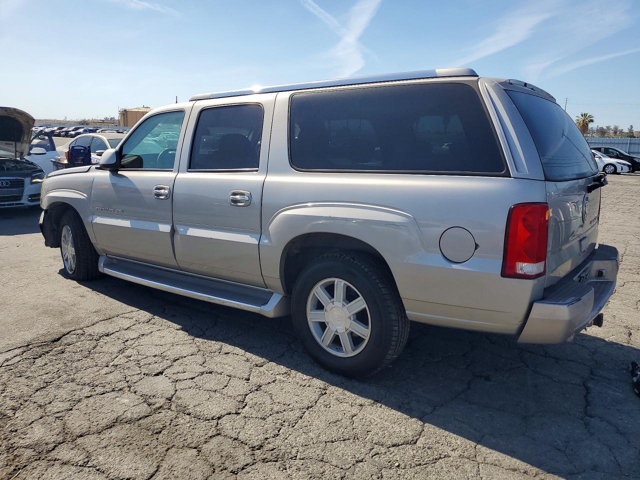 2004 Cadillac Escalade Esv - Фото 2