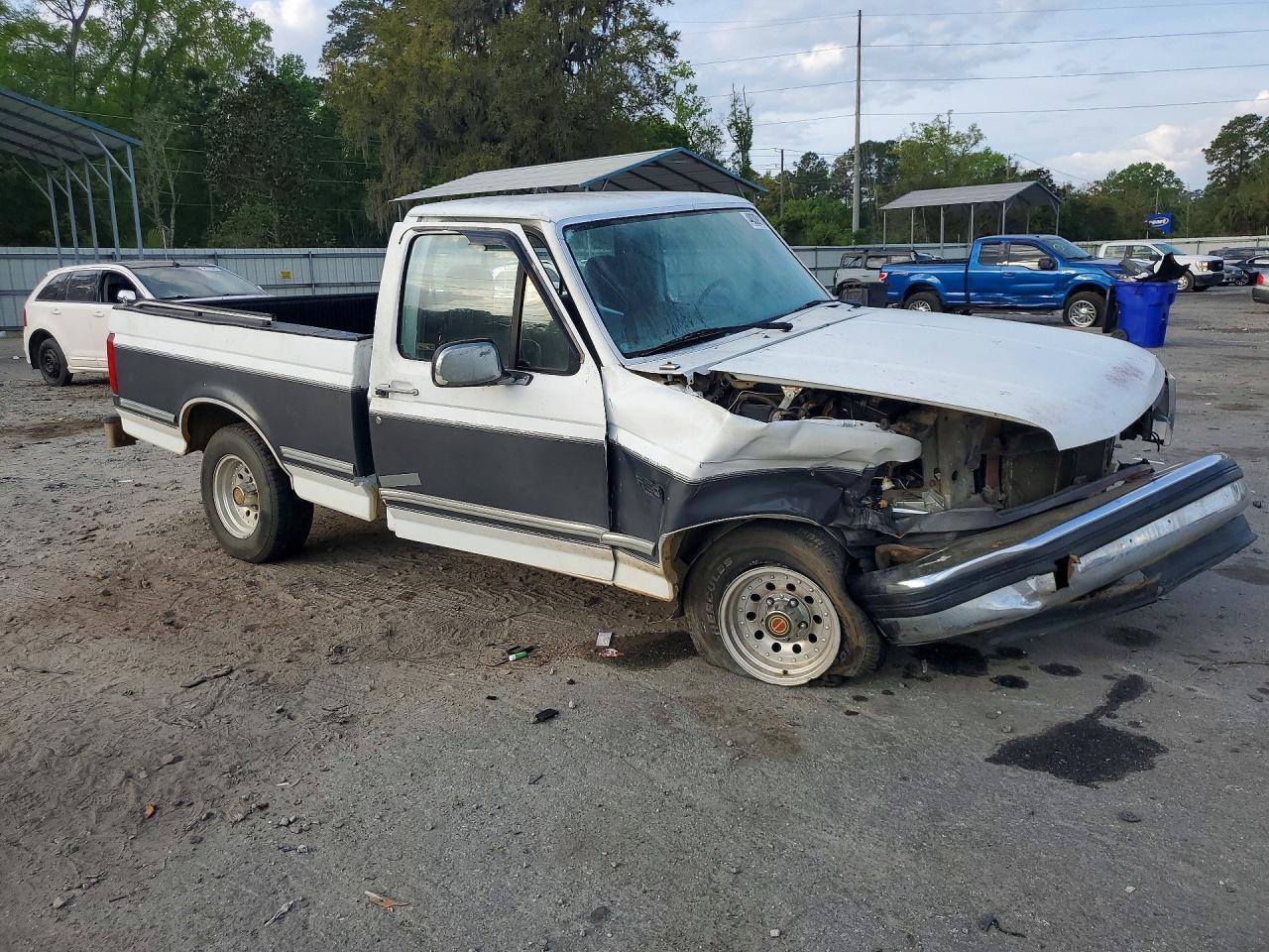 1993 Ford F150 - Image 4