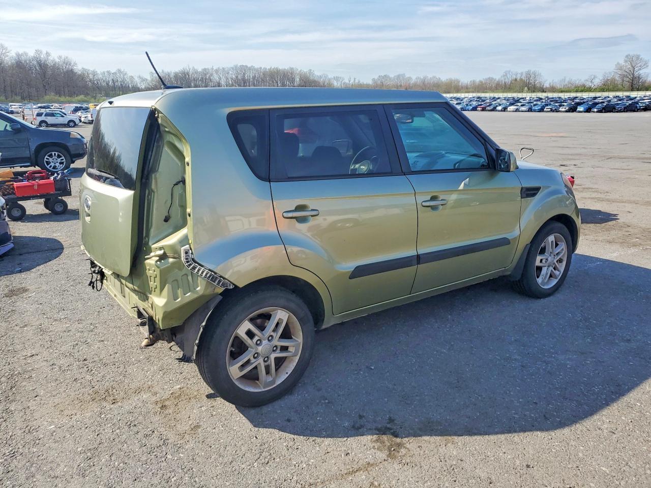 2011 Kia Soul + - Фото 3