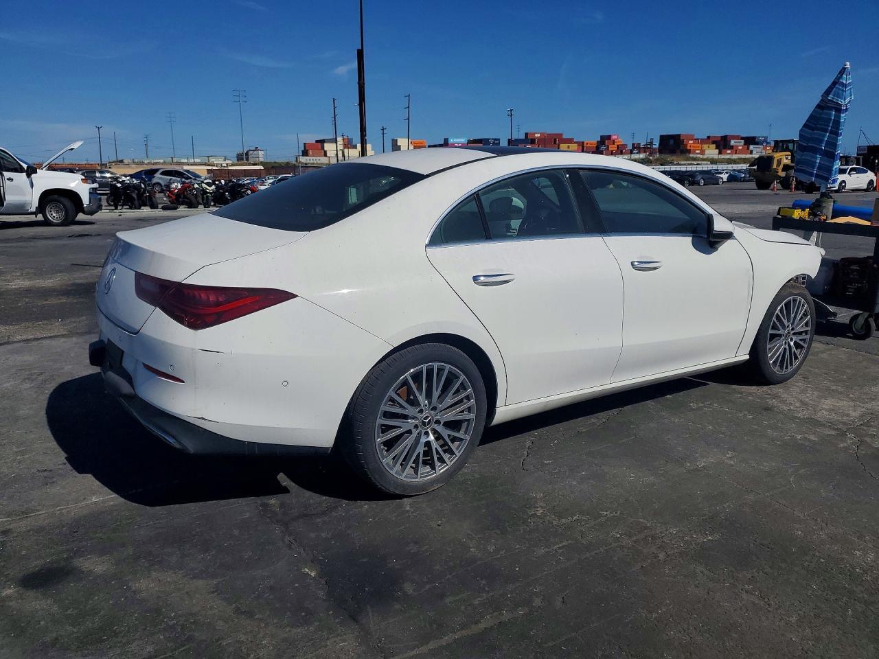 2025 Mercedes-Benz Cla 250 - Фото 3