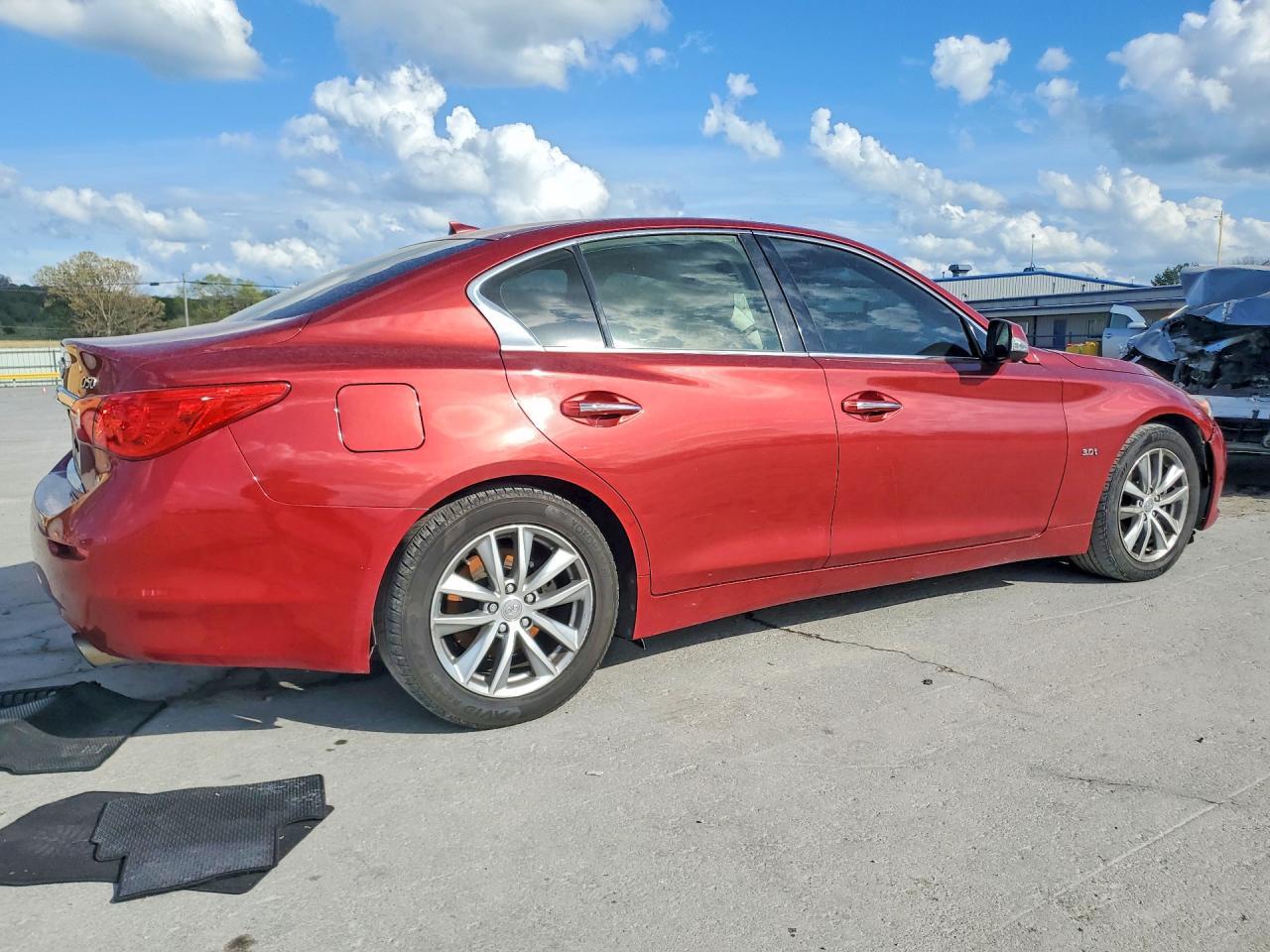 2016 Infiniti Q50 3.0T Premium - Фото 3