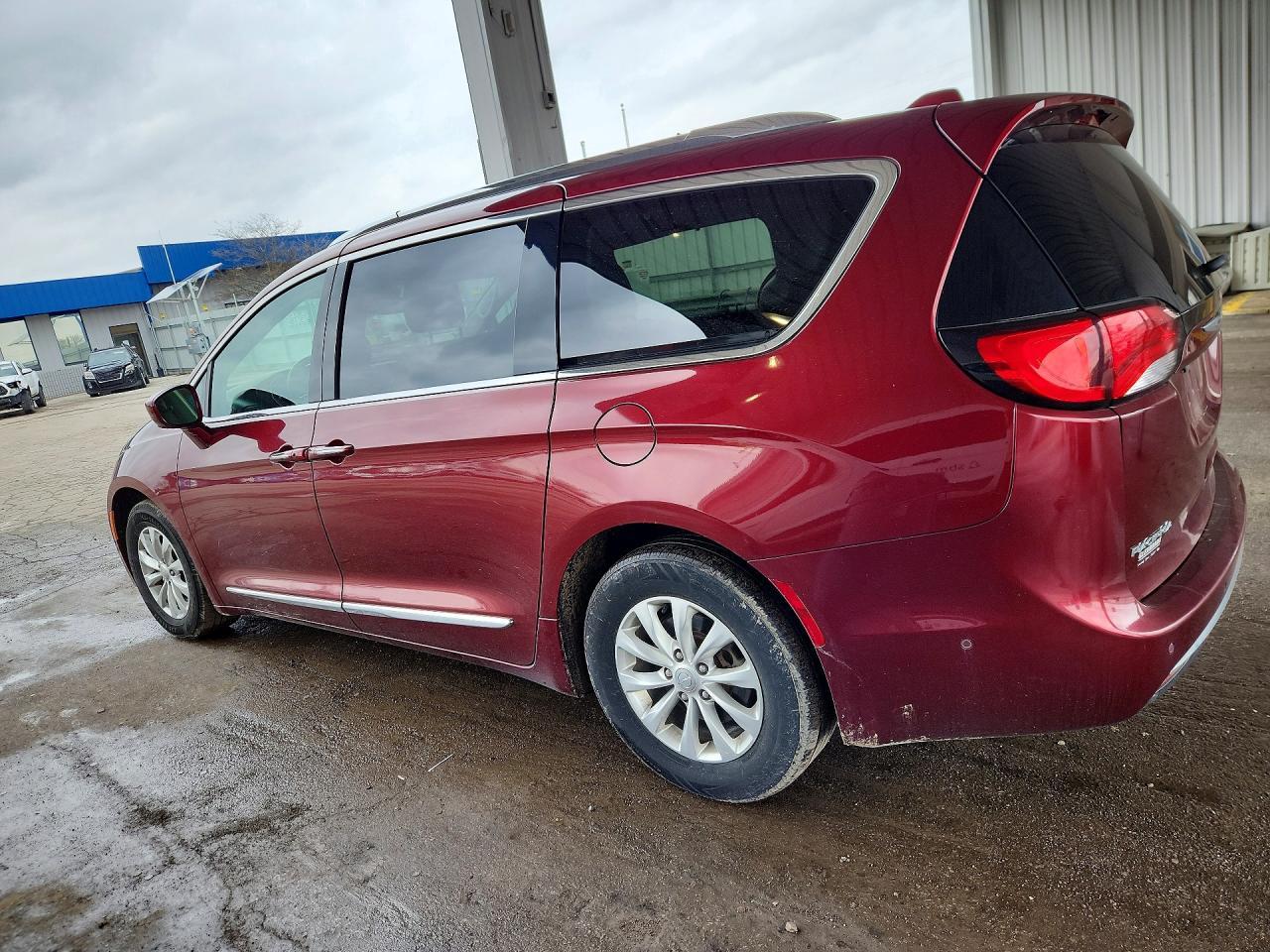 2018 Chrysler Pacifica Touring L - Фото 2