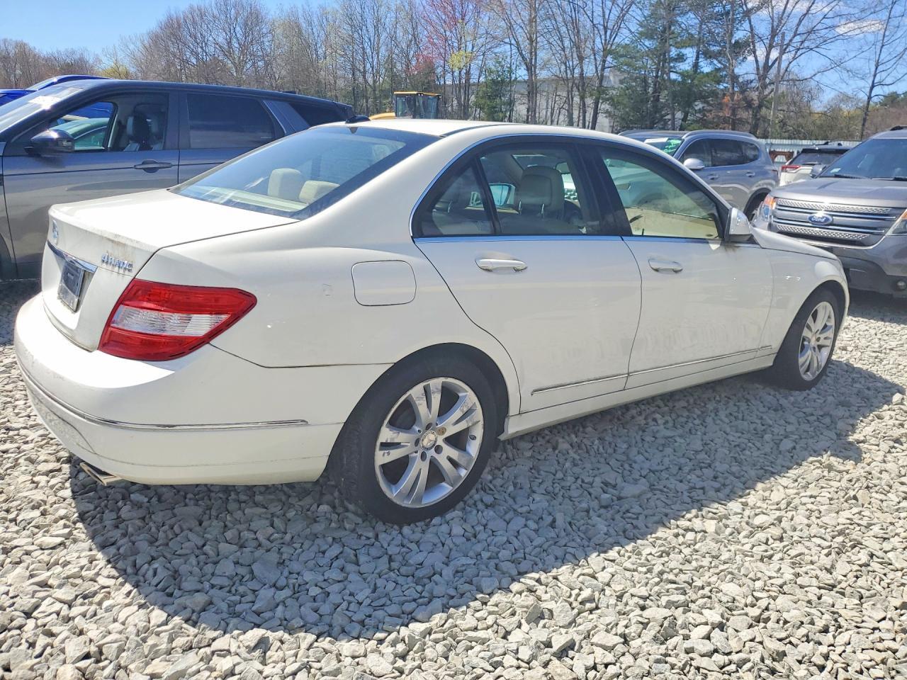 2008 Mercedes-Benz 300-Class - Фото 3