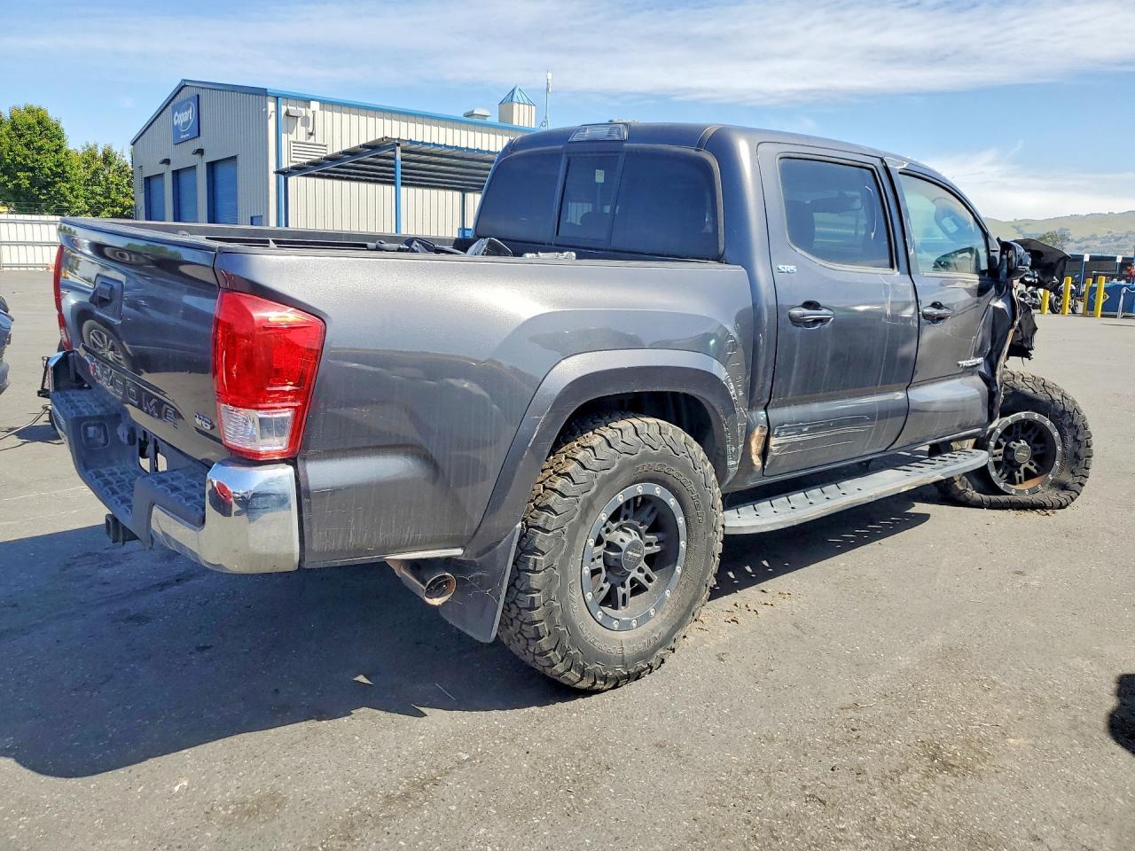 2017 Toyota Tacoma Sr5 V6 - Фото 3