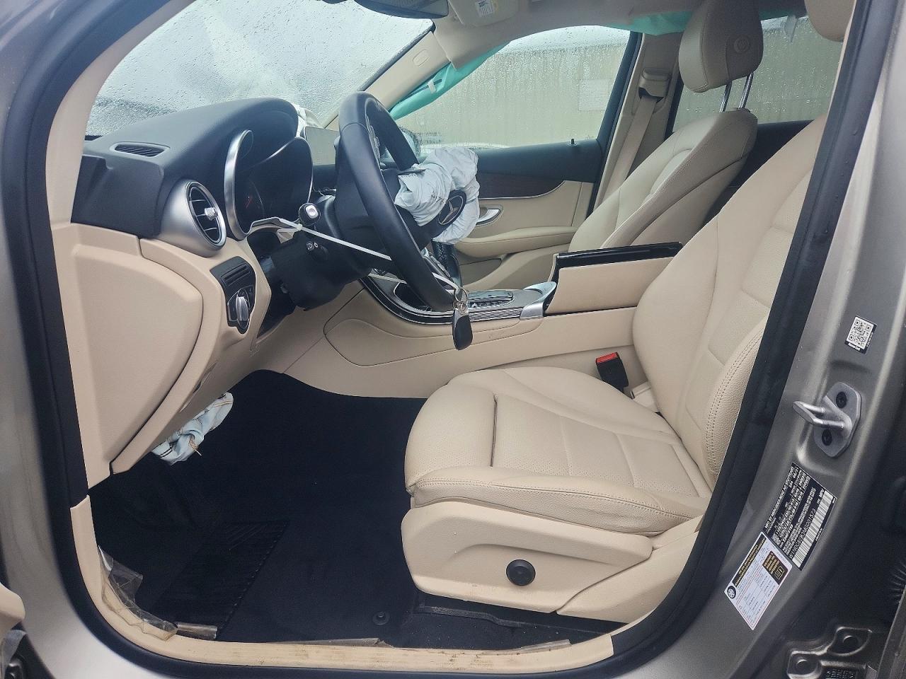2021 Mercedes-Benz Glc 300 - Image 7
