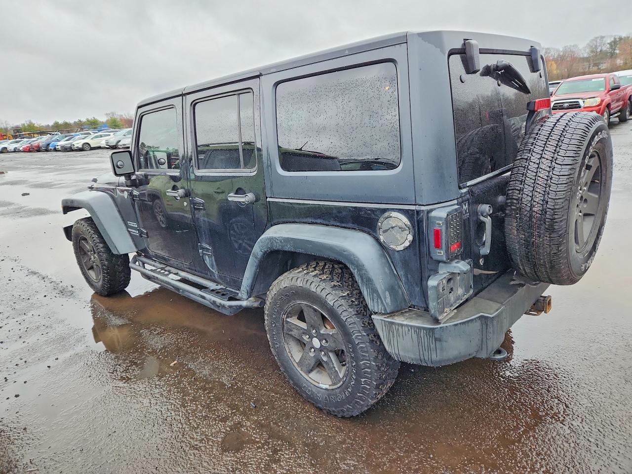 2013 Jeep Wrangler Unlimited Sport - Image 2