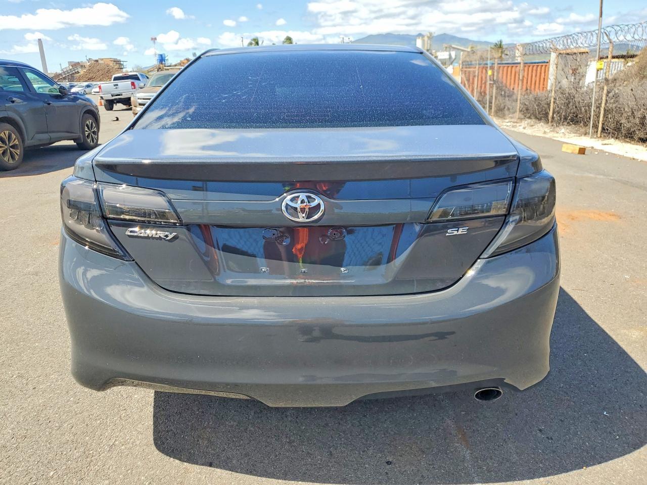 2013 Toyota Camry Se - Image 6