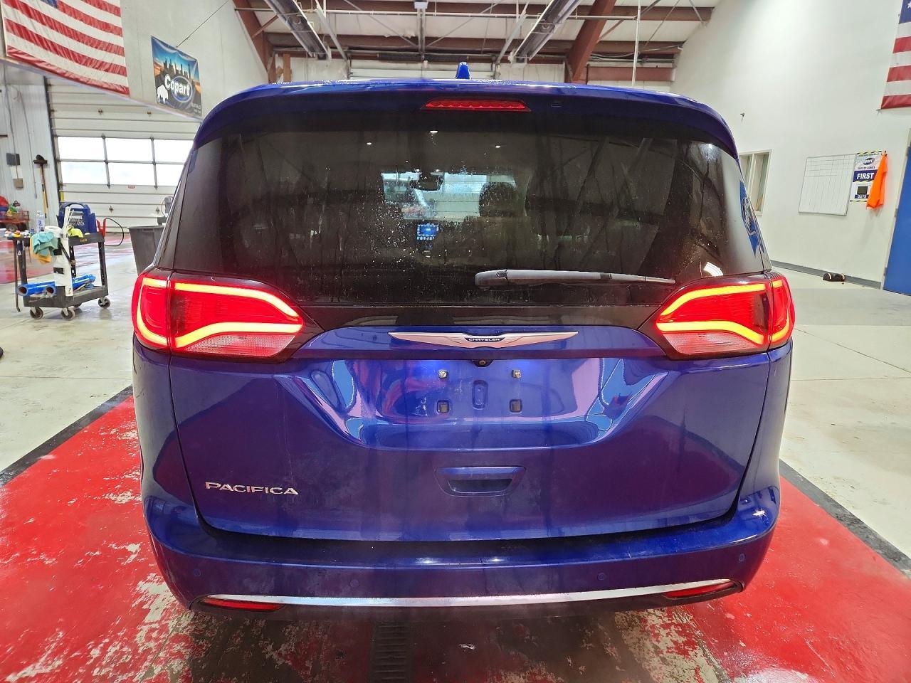 2020 Chrysler Pacifica Touring L - Фото 6