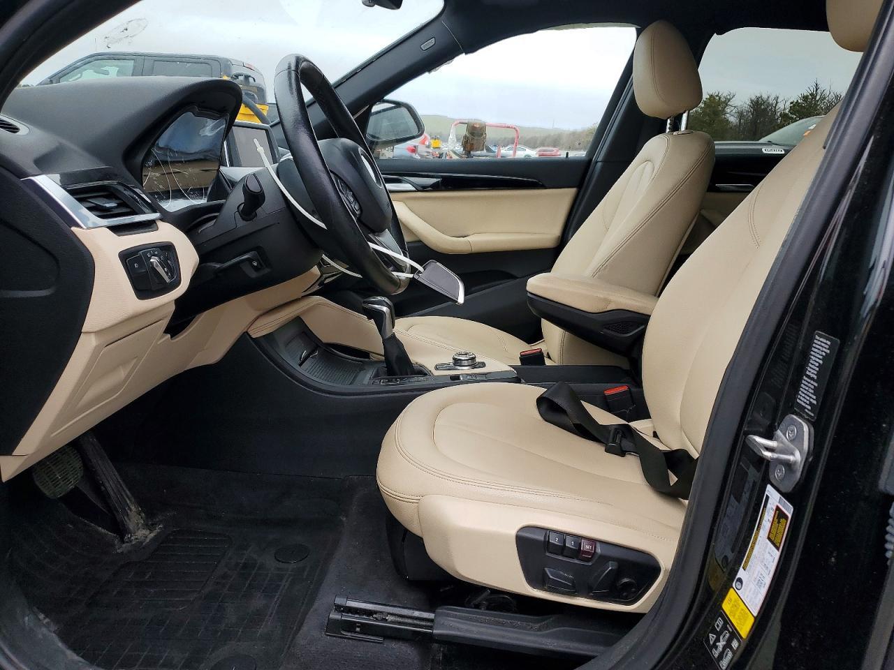 2017 BMW X1 xDrive28I - Фото 7