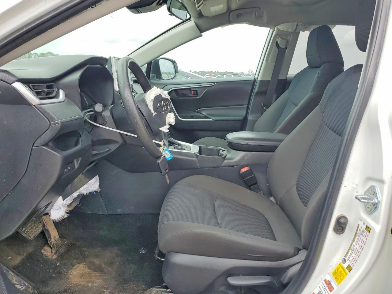 2025 Toyota Rav4 Le - Фото 7