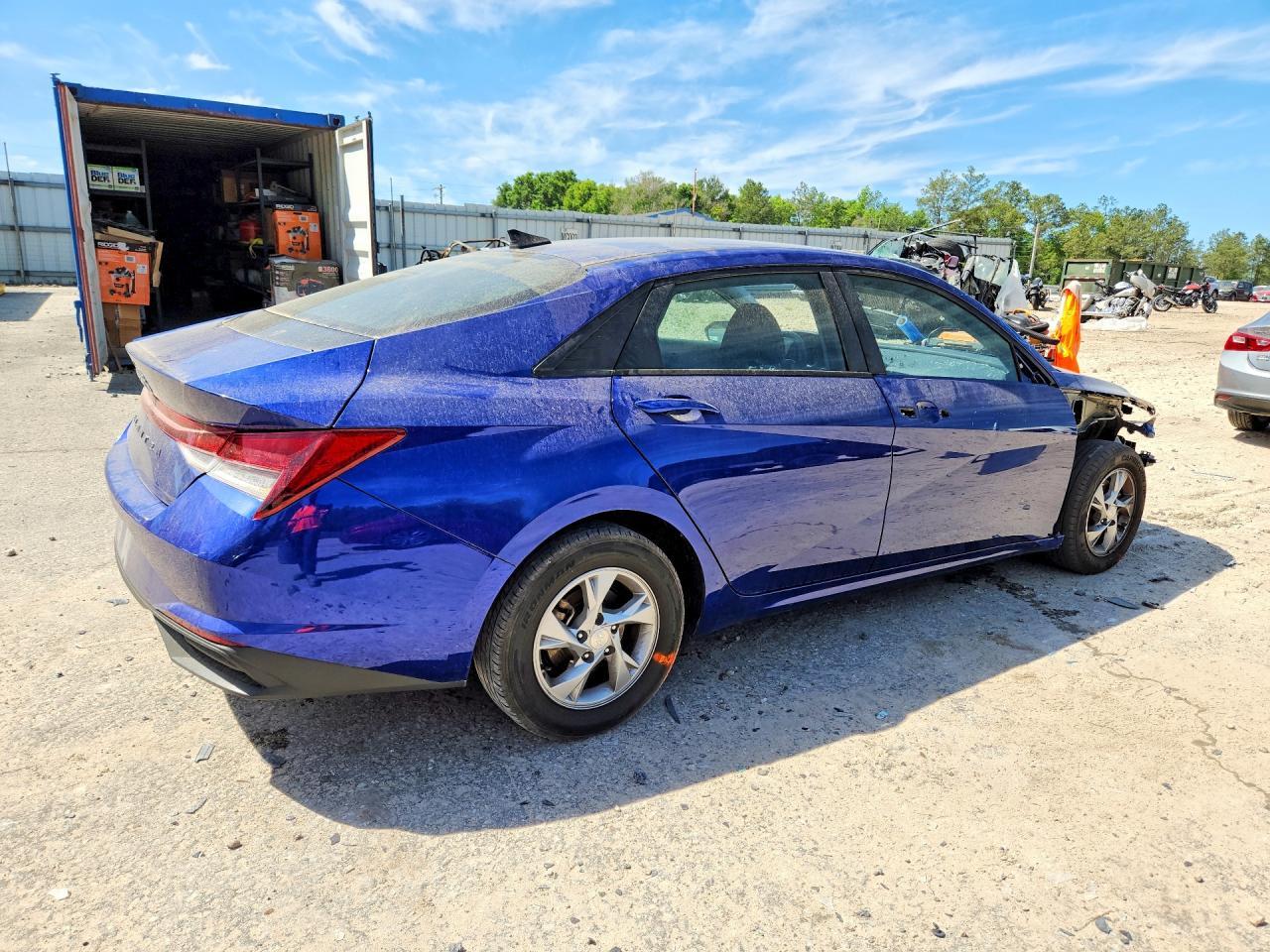 2021 Hyundai Elantra Se - Фото 3