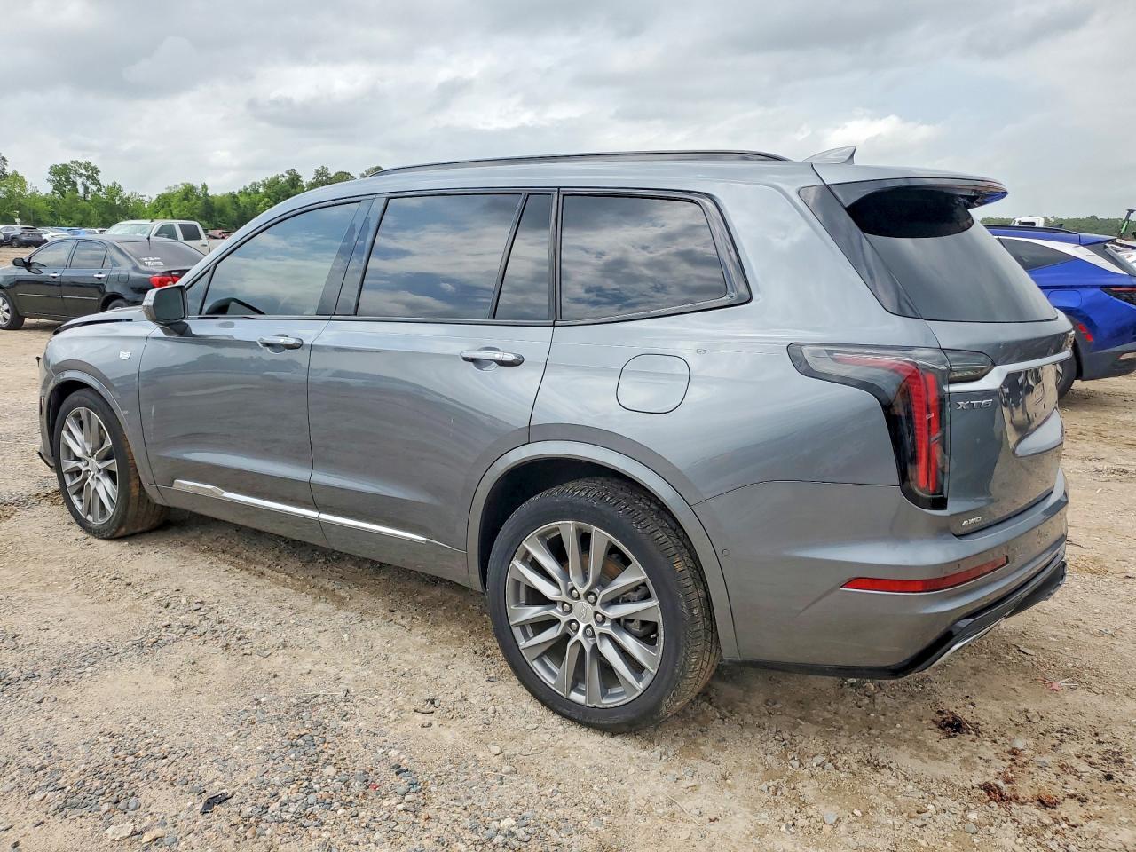 2020 Cadillac Xt6 Sport - Фото 2