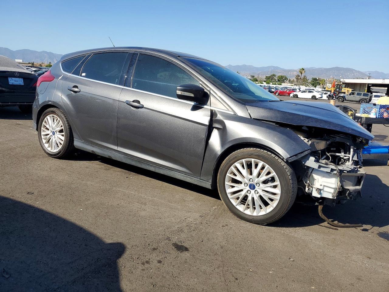 2018 Ford Focus Titanium - Фото 4
