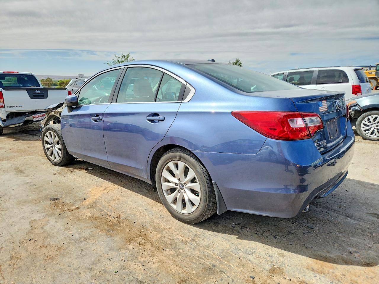 2015 Subaru Legacy 2.5I Premium - Фото 2