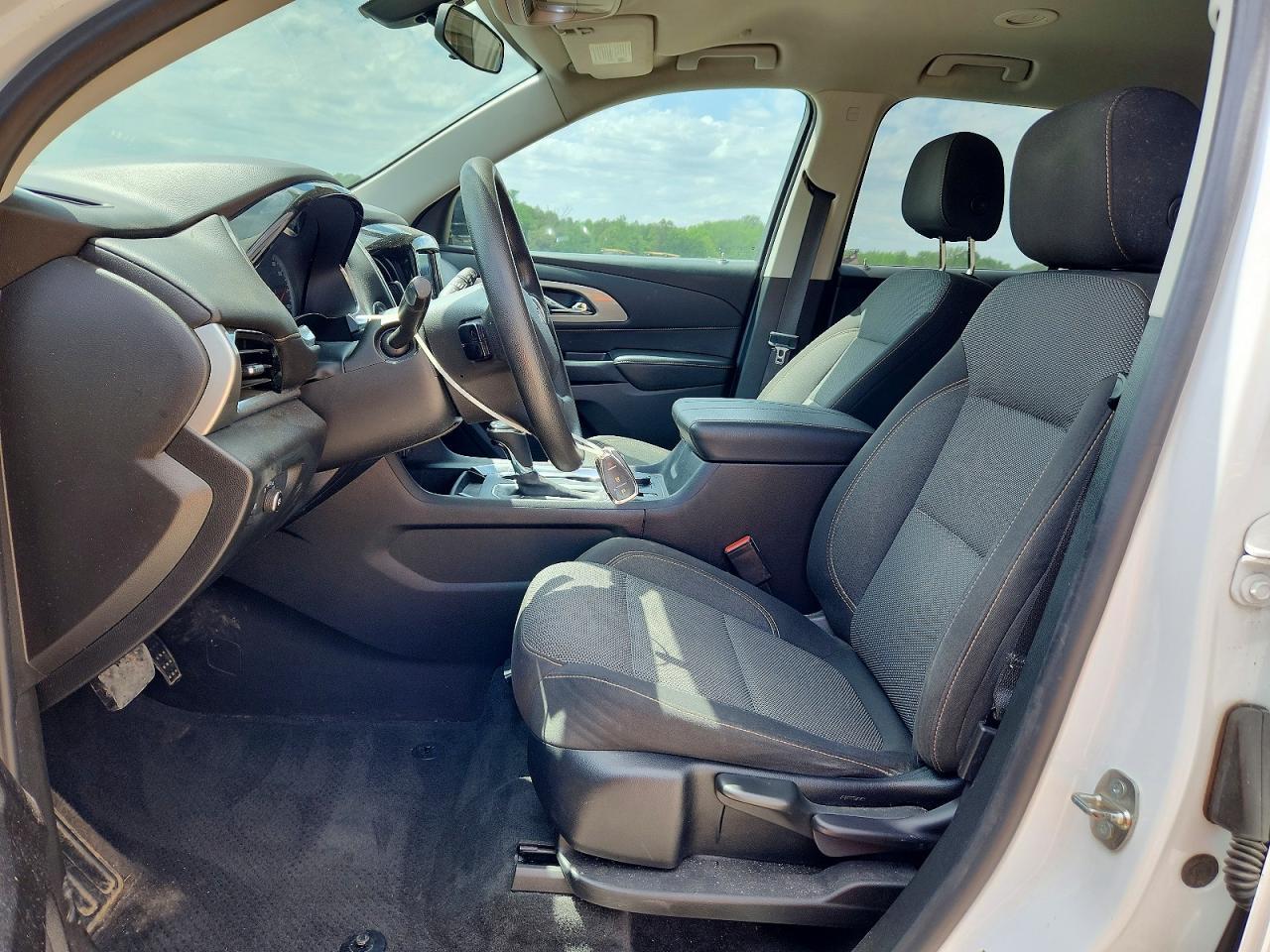 2020 Chevrolet Traverse Ls - Image 7