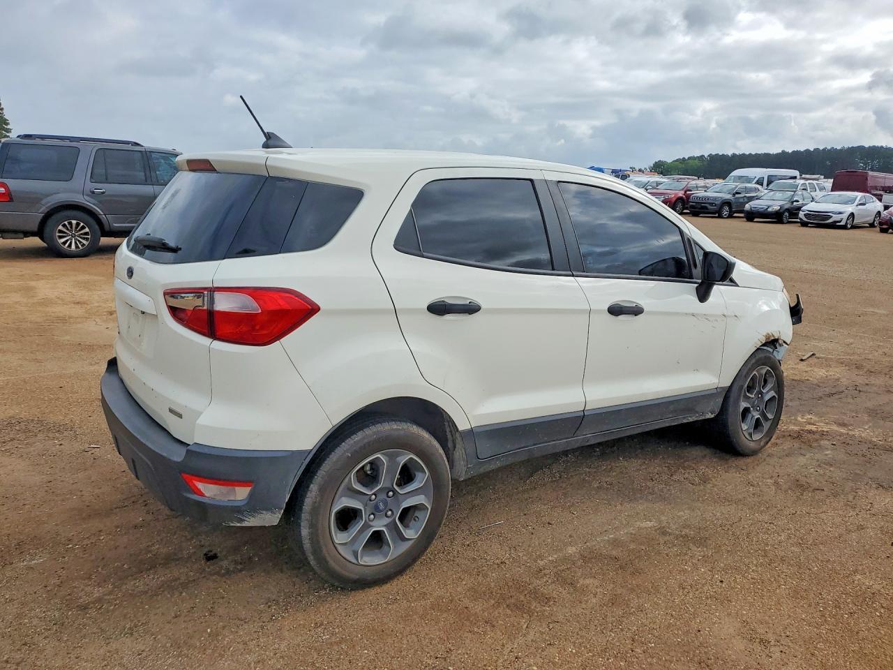 2020 Ford Ecosport S - Фото 3