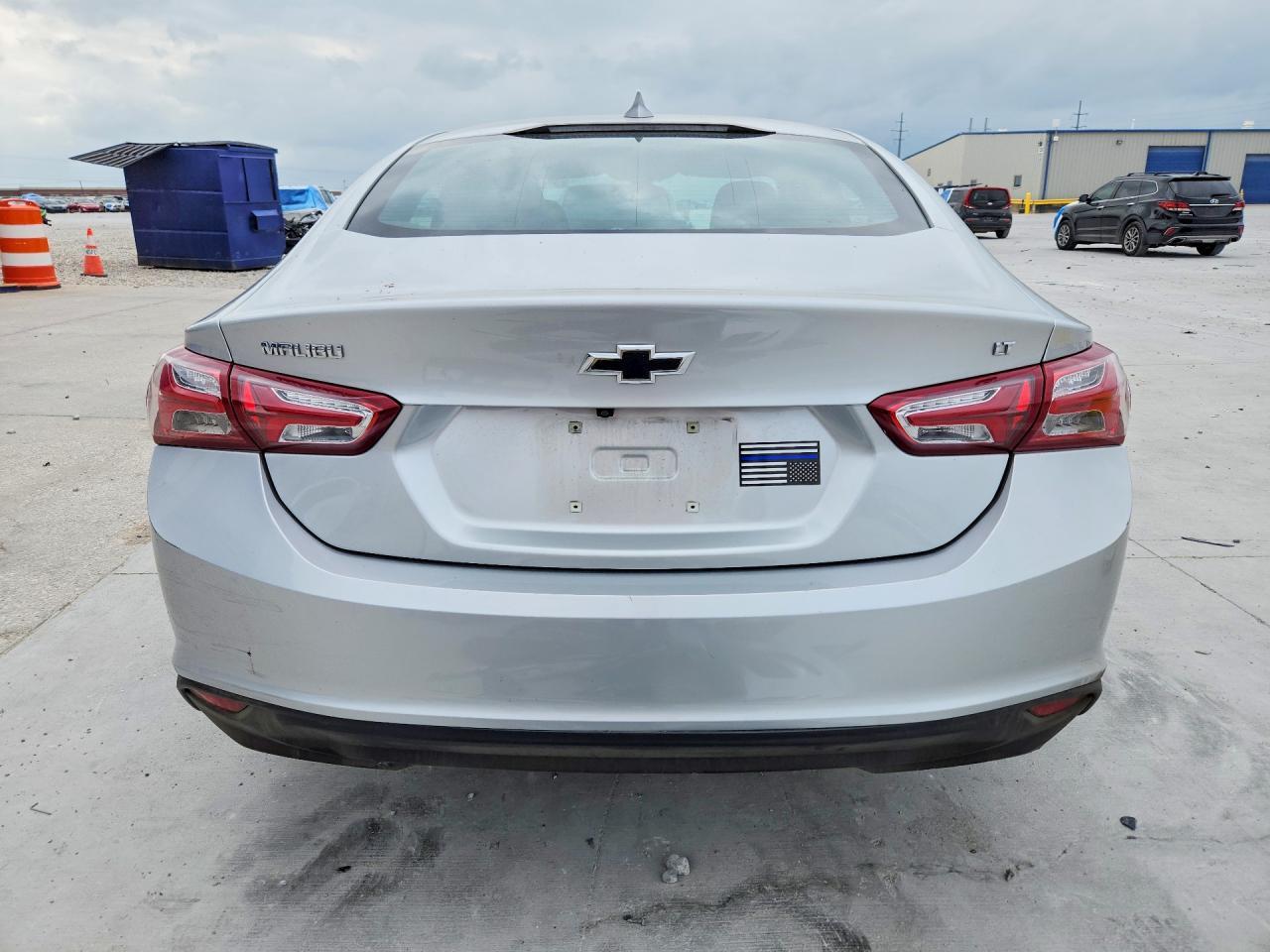 2022 Chevrolet Malibu Lt - Фото 6