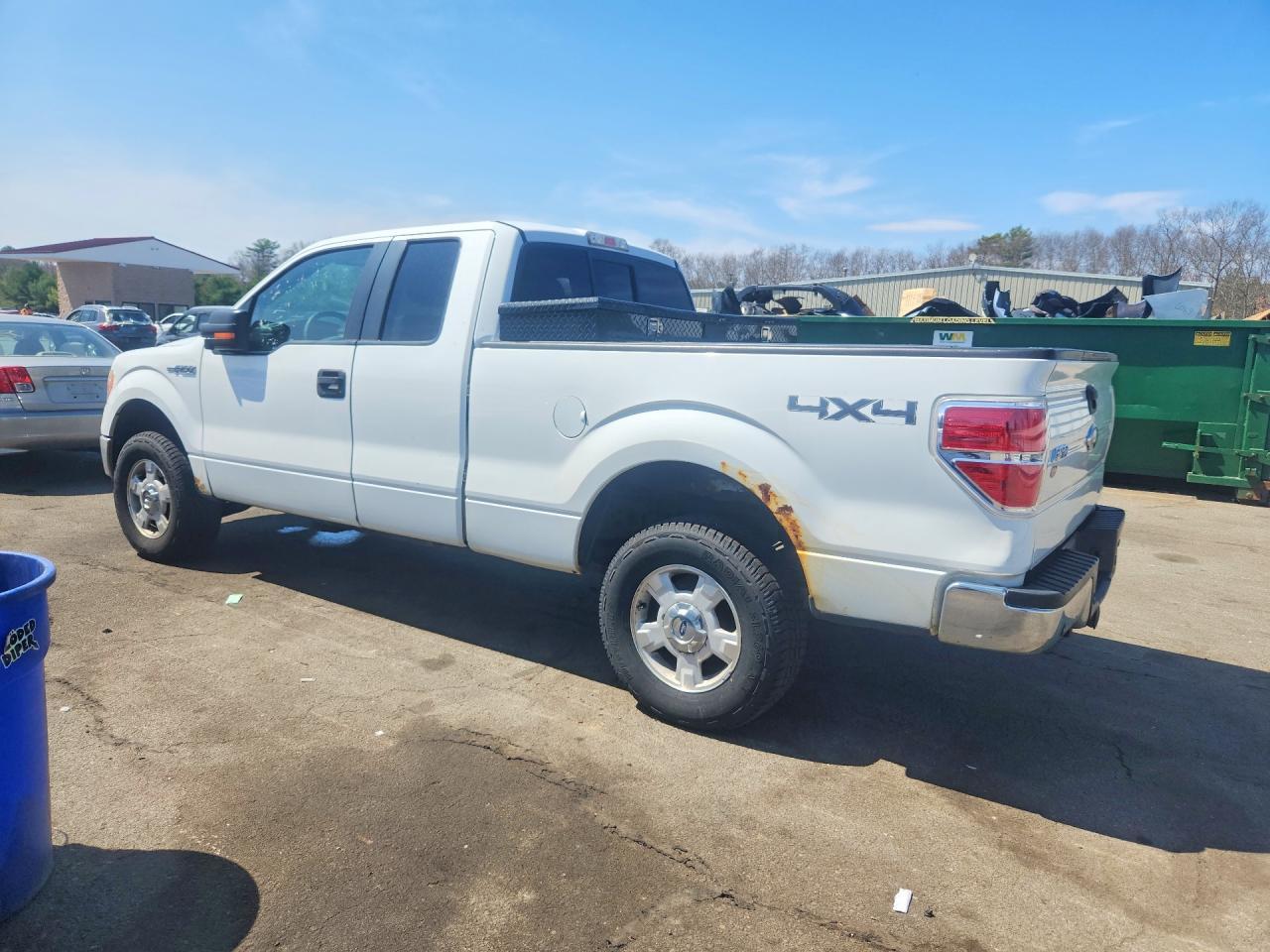 2011 Ford F150 Super Cab - Image 2