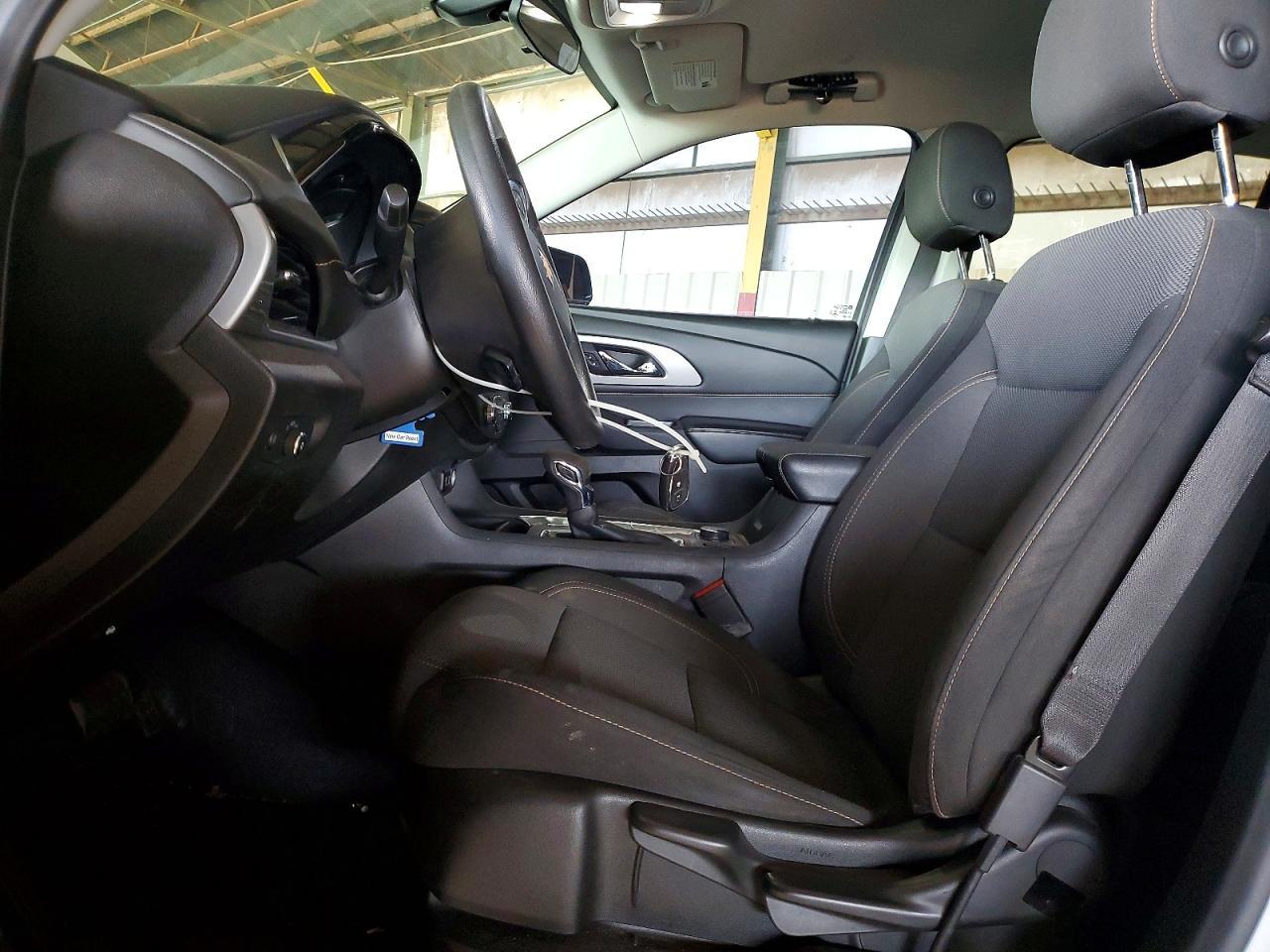 2021 Chevrolet Traverse Ls - Фото 7