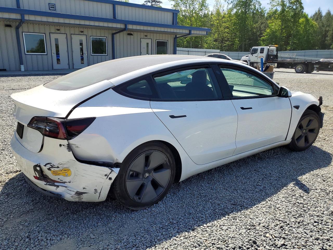 2021 Tesla Model 3 - Фото 3