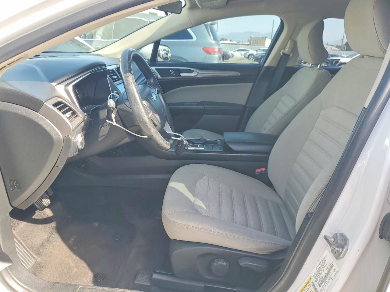 2018 Ford Fusion S Hybrid - Фото 7