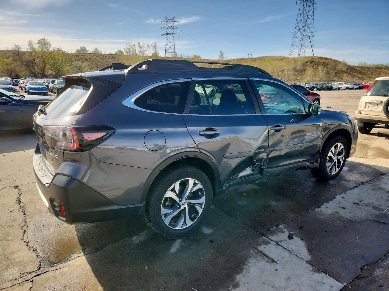 2020 Subaru Outback Limited - Фото 3