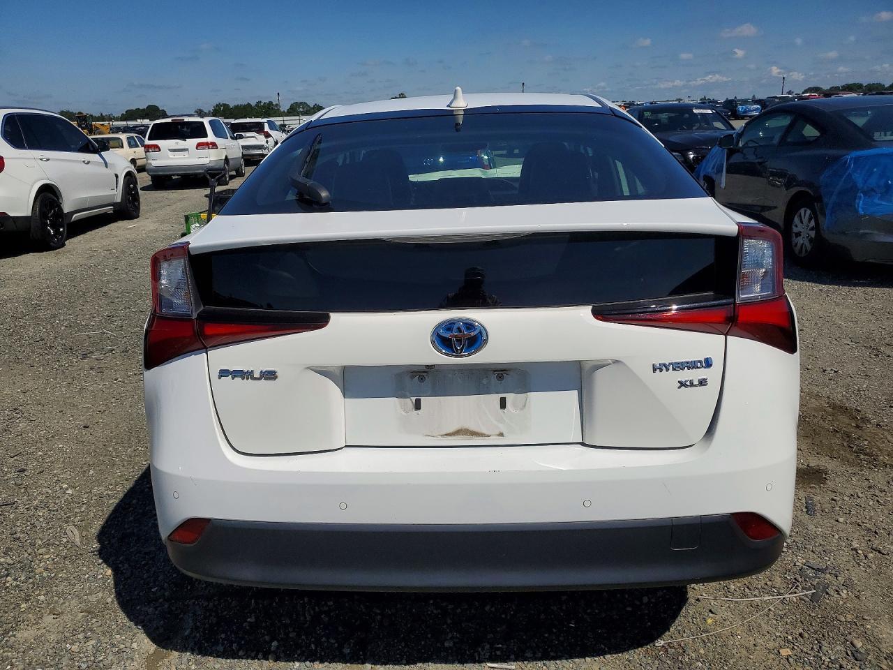 2022 Toyota Prius - Фото 6