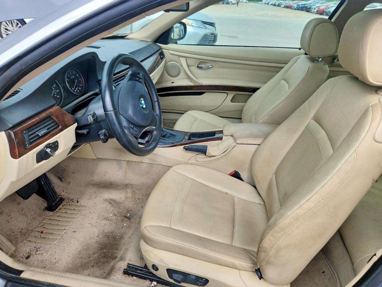 2010 BMW 328 I - Image 7