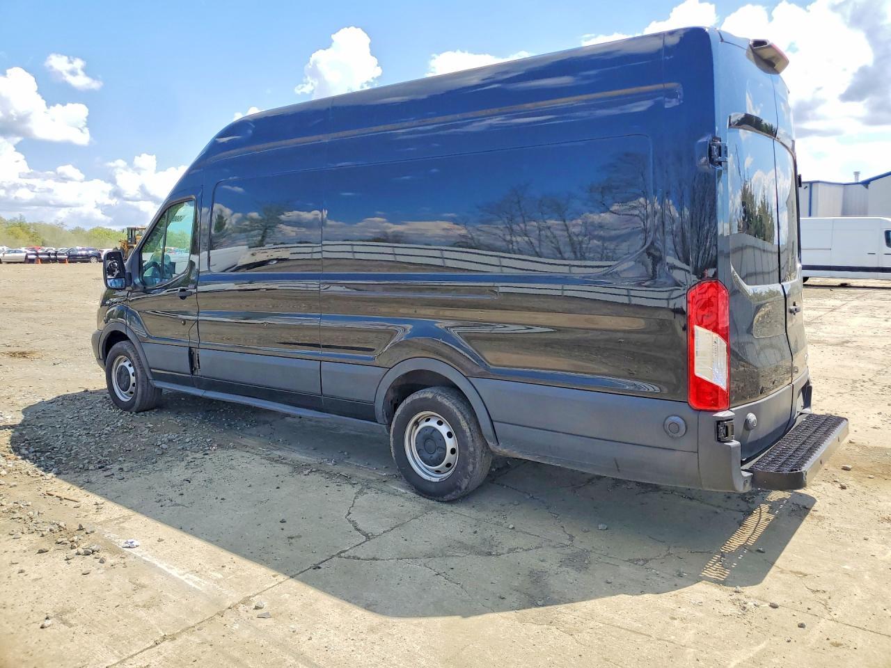 2019 Ford Transit T-250 Ext Cargo 3.2L 5C Tdsl - Image 2