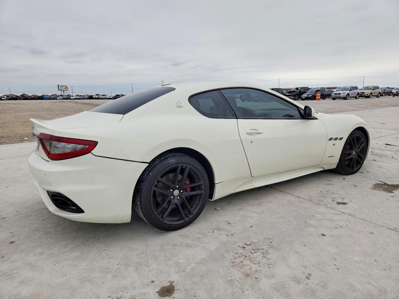 2018 Maserati Granturismo S - Фото 3