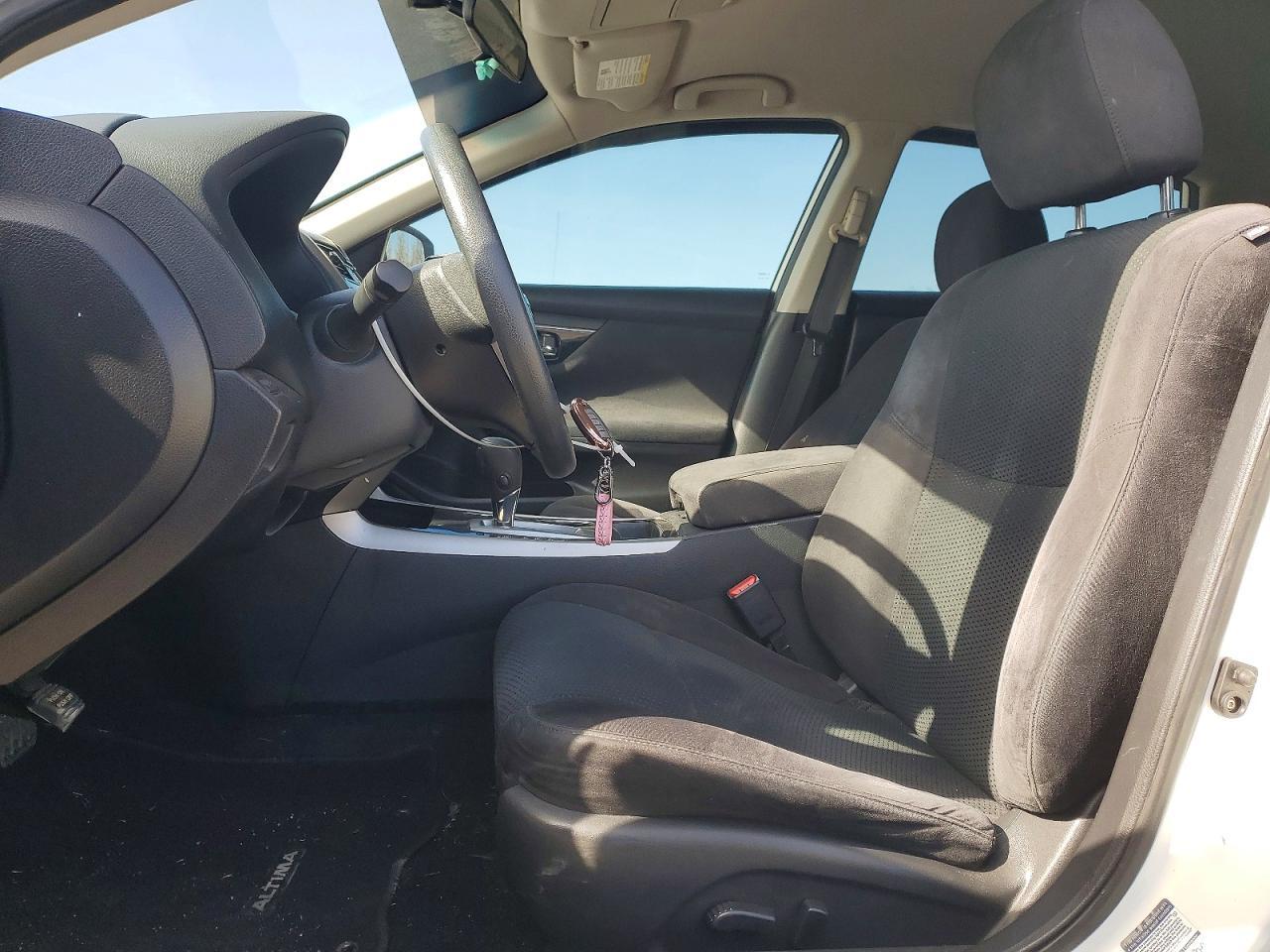 2014 Nissan Altima - Фото 7