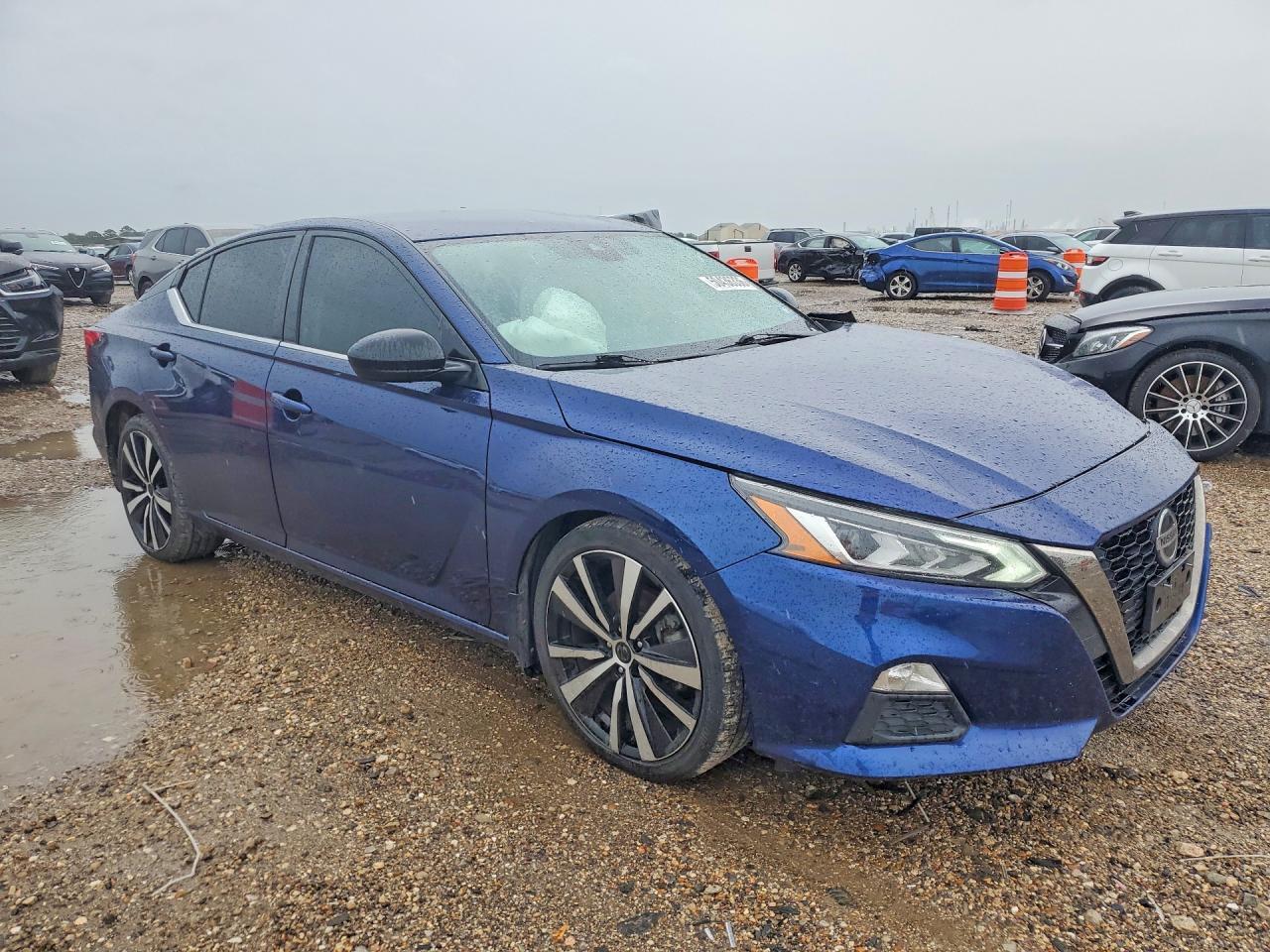 2022 Nissan Altima Sr - Фото 4